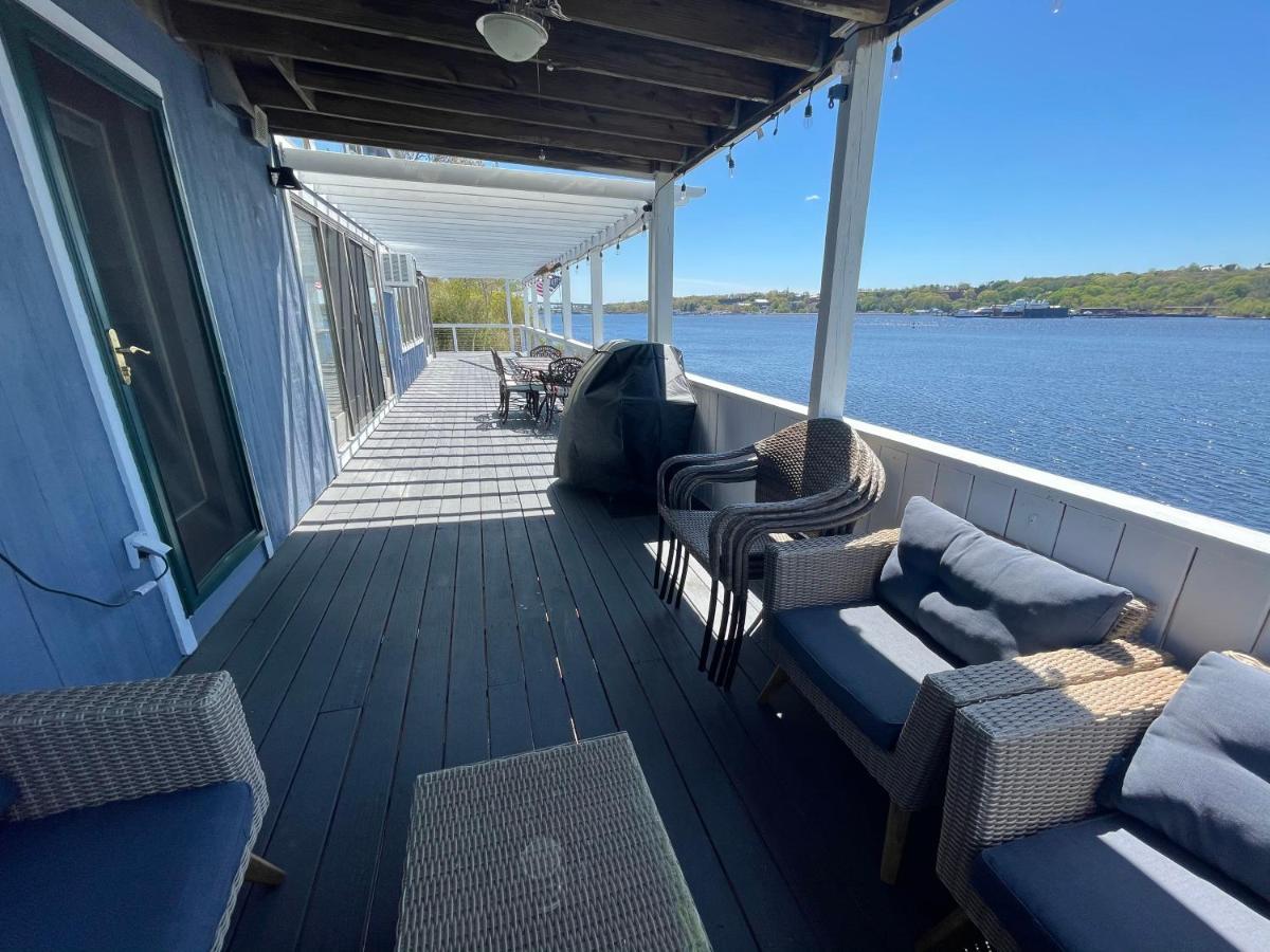 Spectacular Home With A Amazing Ocean - River View Groton Extérieur photo