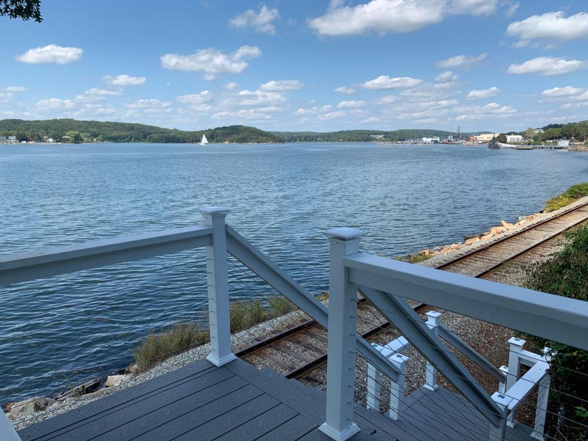 Spectacular Home With A Amazing Ocean - River View Groton Extérieur photo
