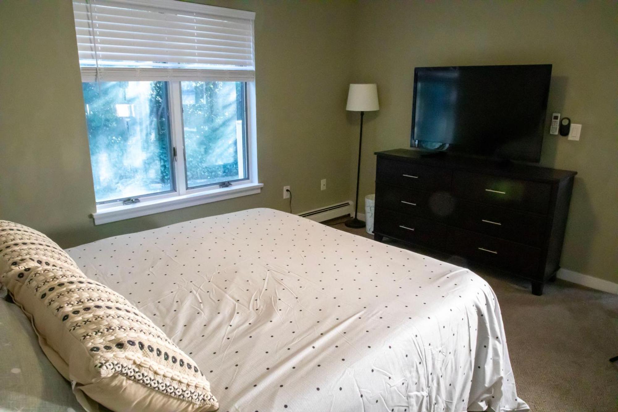 Spectacular Home With A Amazing Ocean - River View Groton Extérieur photo
